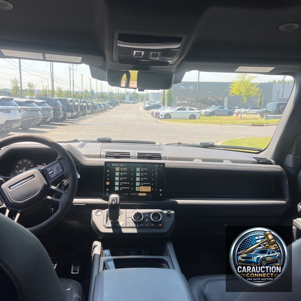 2023 Land Rover Defender 110 V8