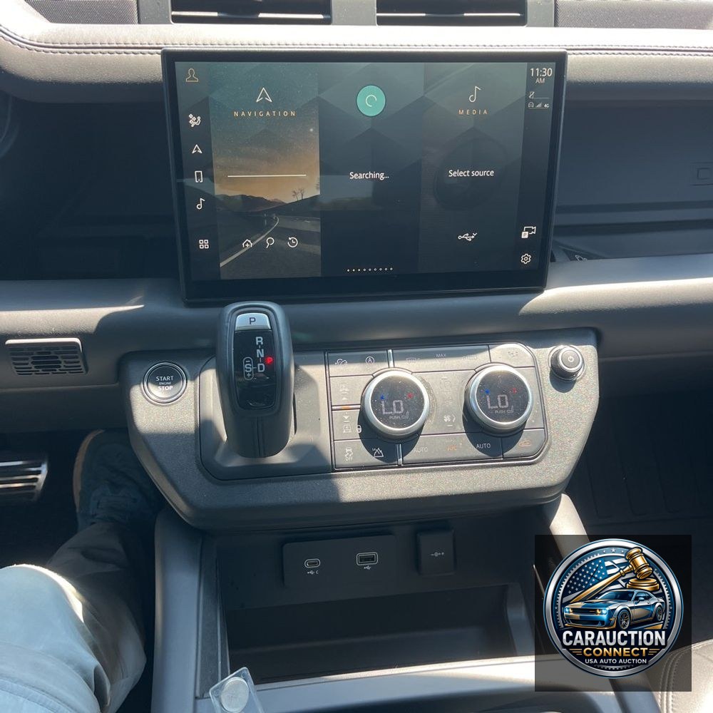2023 Land Rover Defender 110 V8