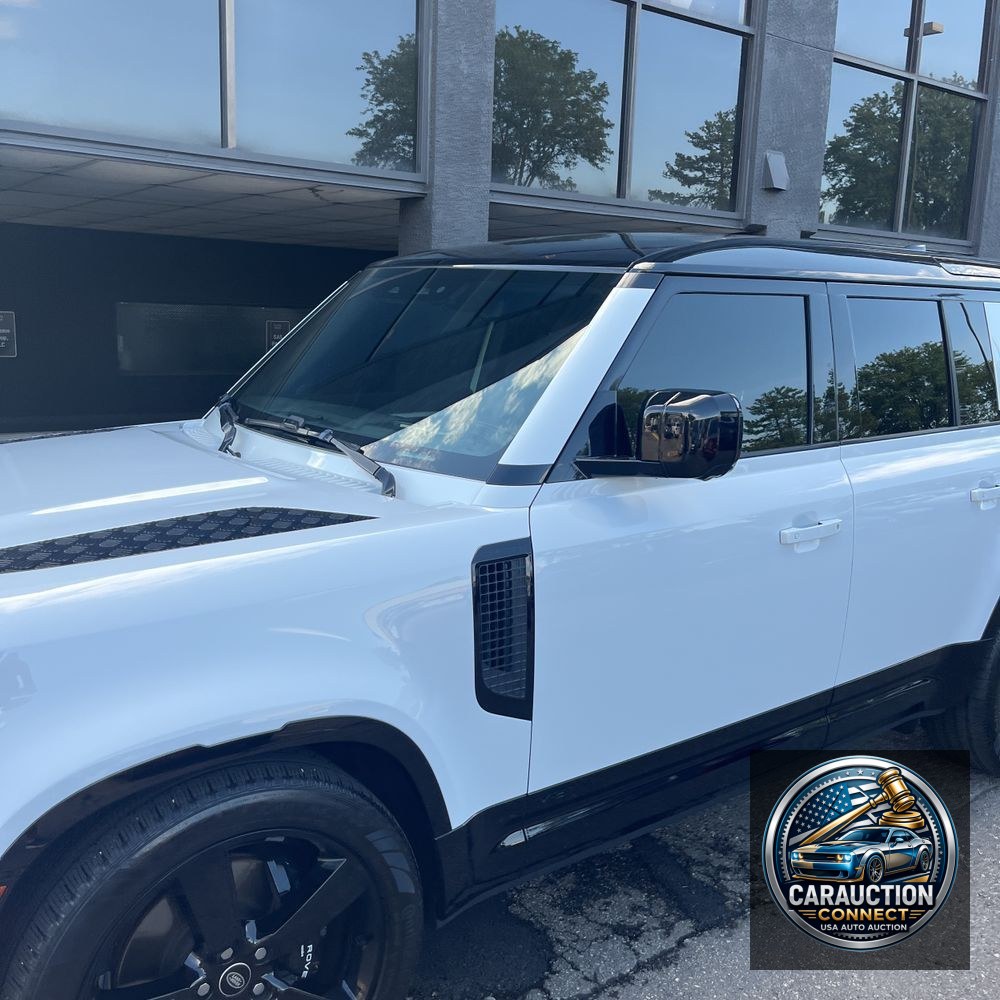 2022 Land Rover Defender 110 V8