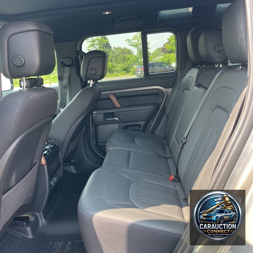 2024 Land Rover Defender 110 P400 X