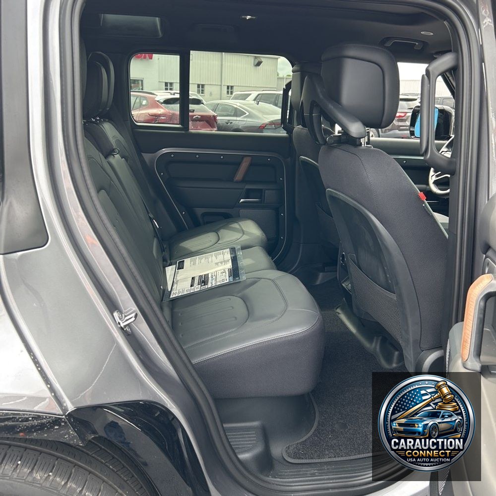 2024 Land Rover Defender 110 P400 X