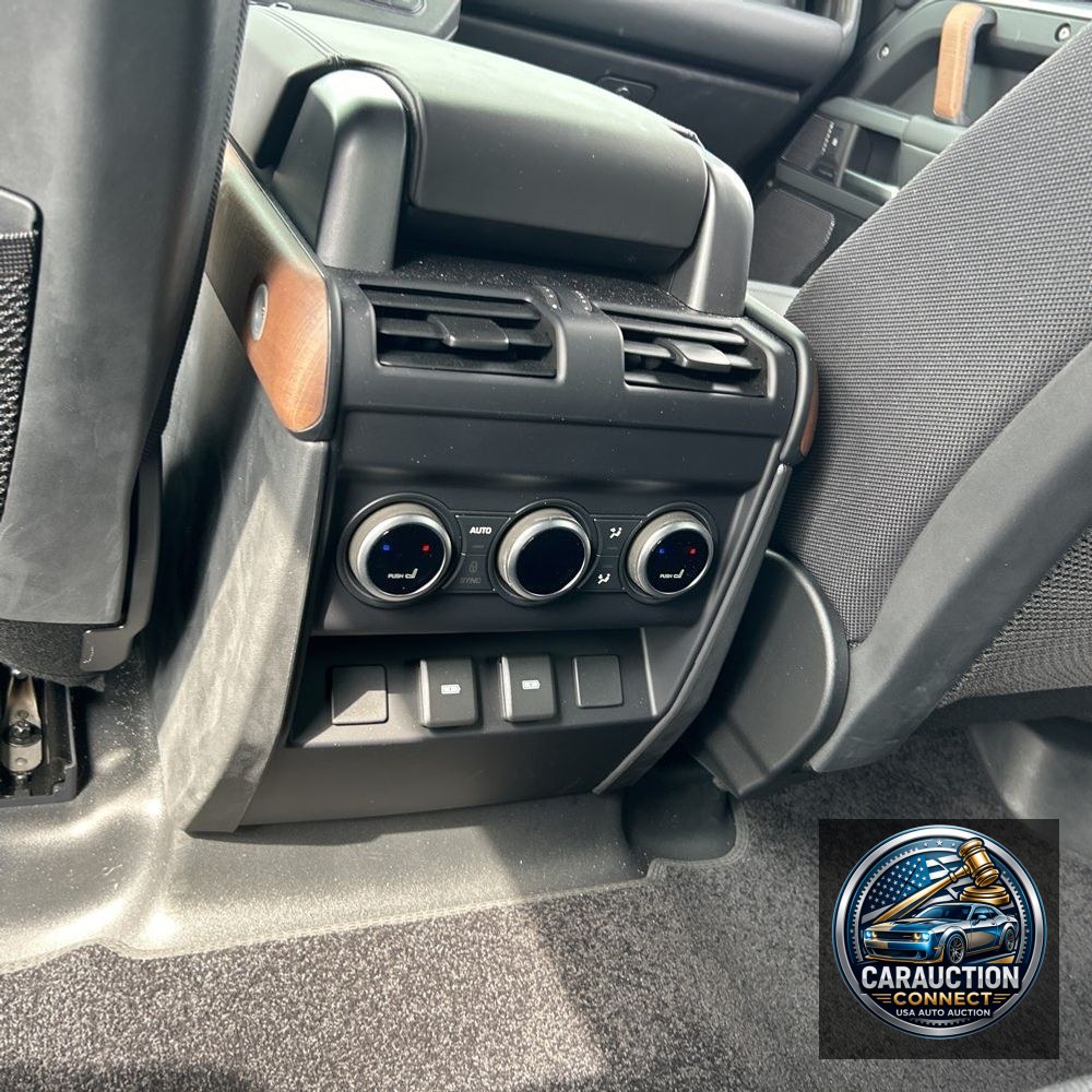 2024 Land Rover Defender 110 P400 X