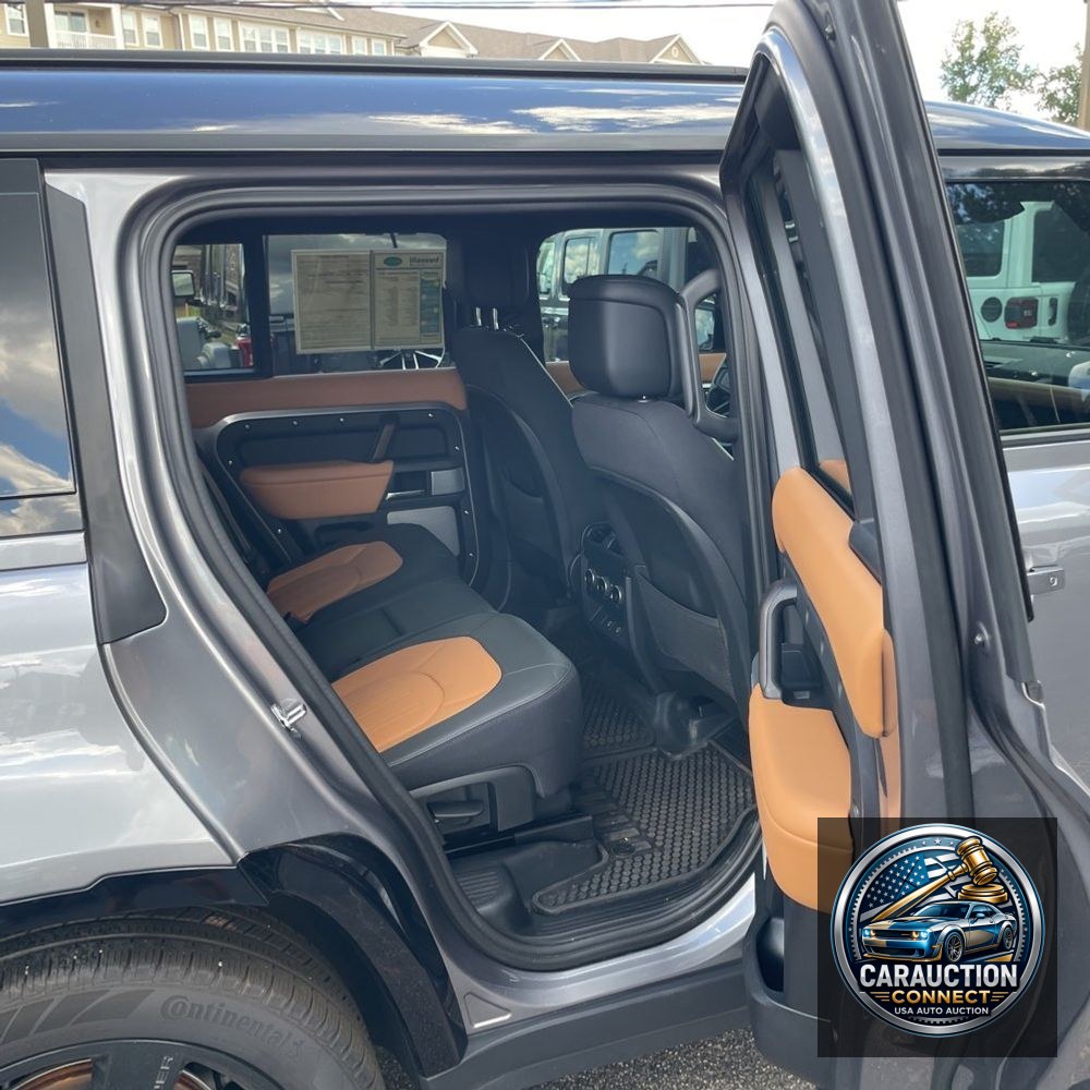 2024 Land Rover Defender 130 P400 X