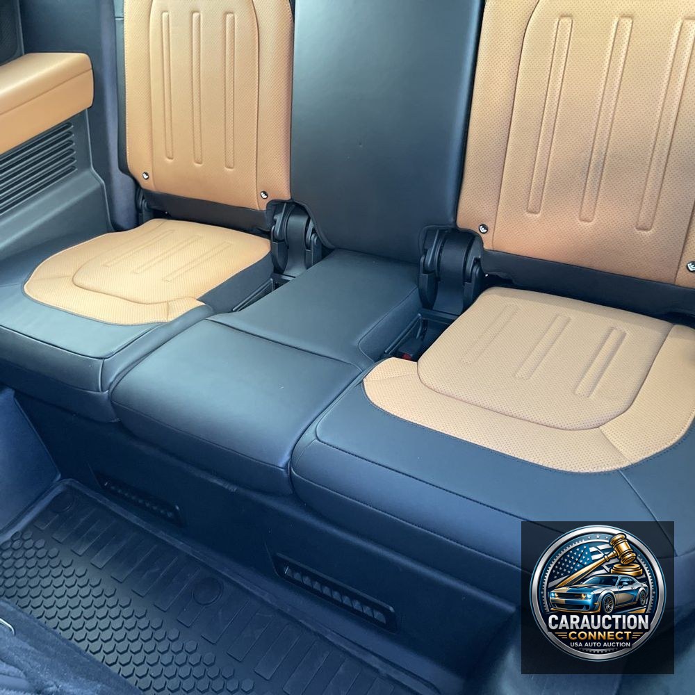 2024 Land Rover Defender 130 P400 X