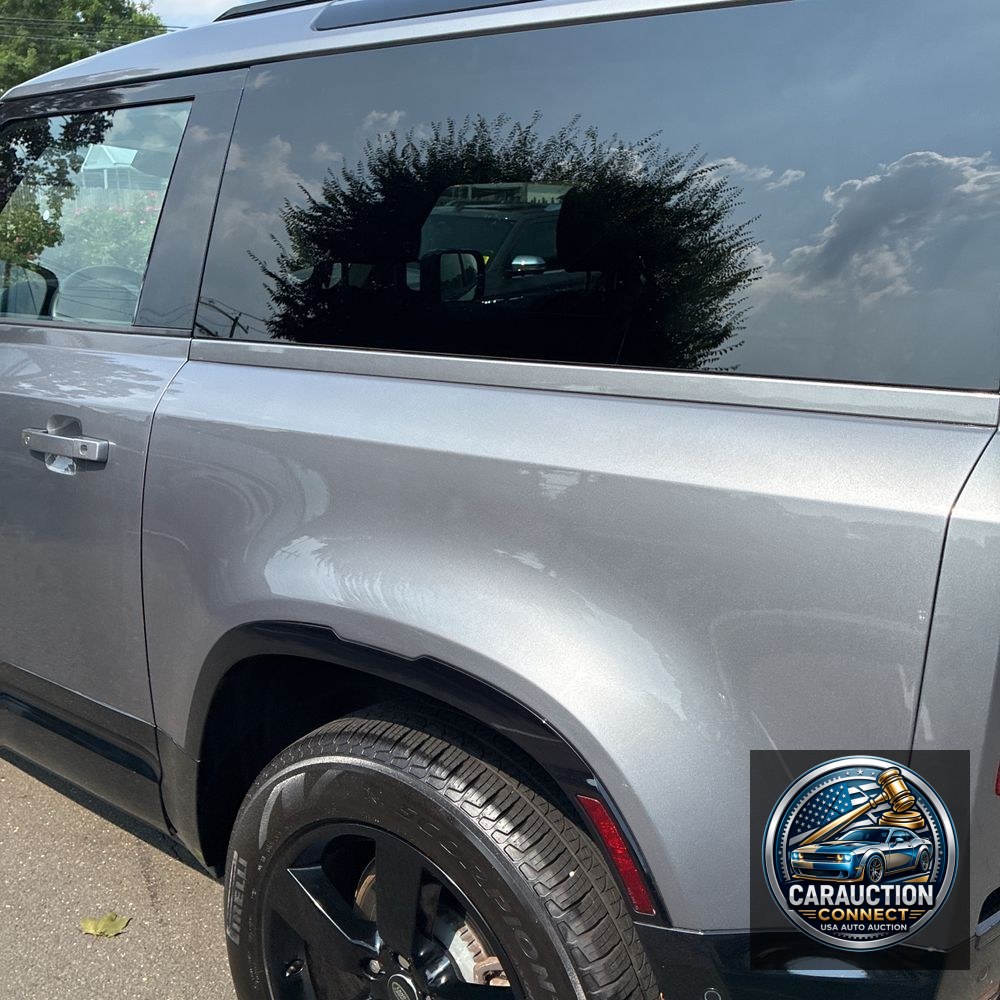 2022 Land Rover Defender 90 X-Dynamic S