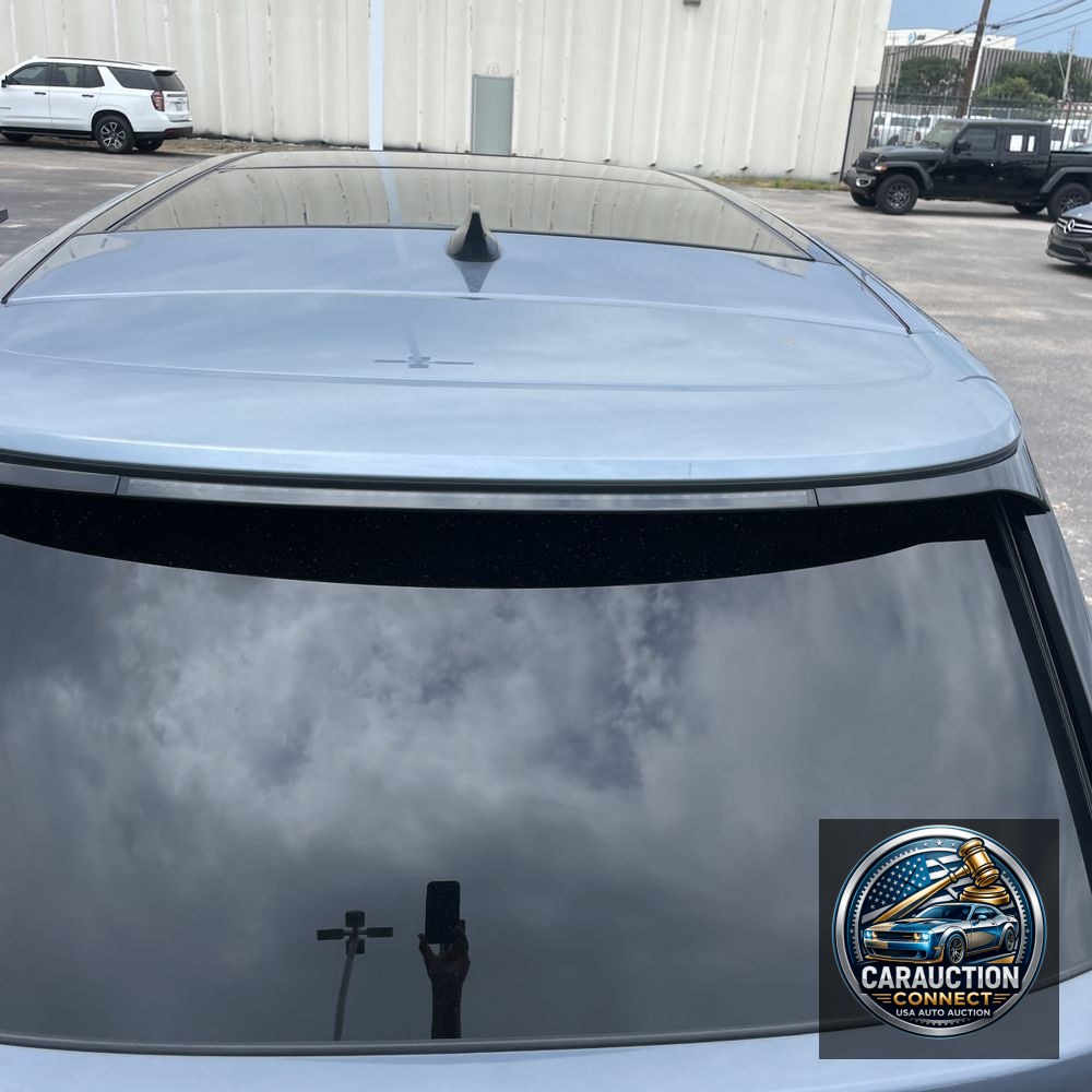2021 Land Rover Range Rover P525 HSE Westminster Edition