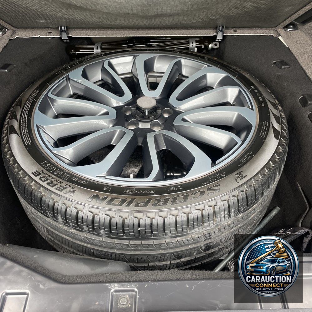 2021 Land Rover Range Rover P525 HSE Westminster Edition