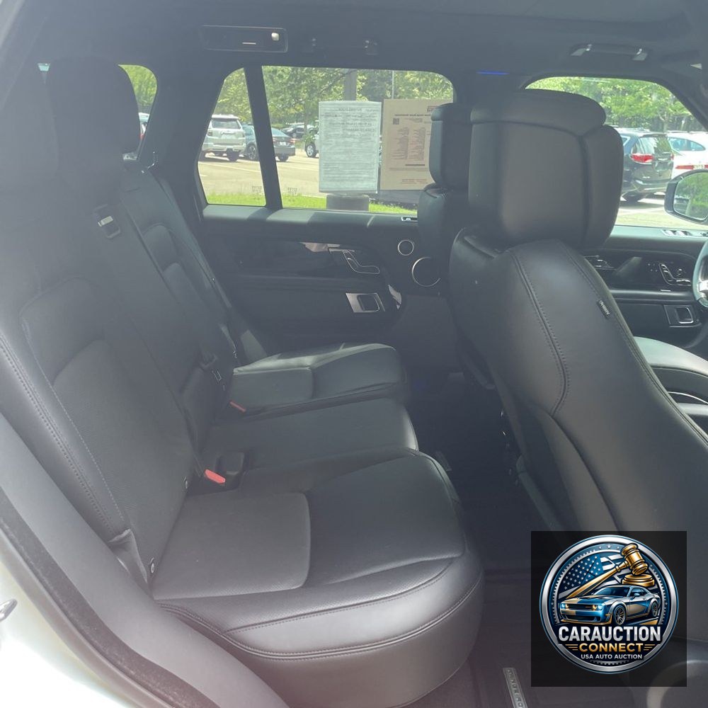 2022 Land Rover Range Rover P525 HSE Westminster Edition