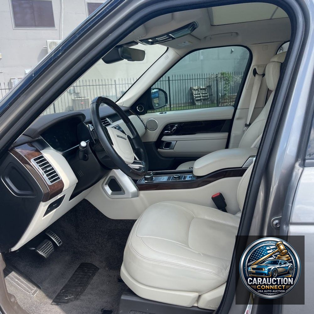 2022 Land Rover Range Rover P525 HSE Westminster Edition
