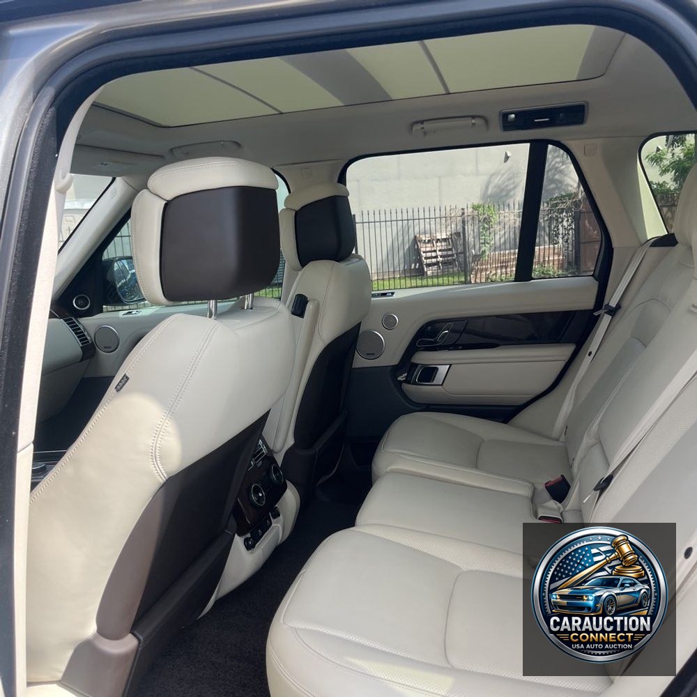 2022 Land Rover Range Rover P525 HSE Westminster Edition