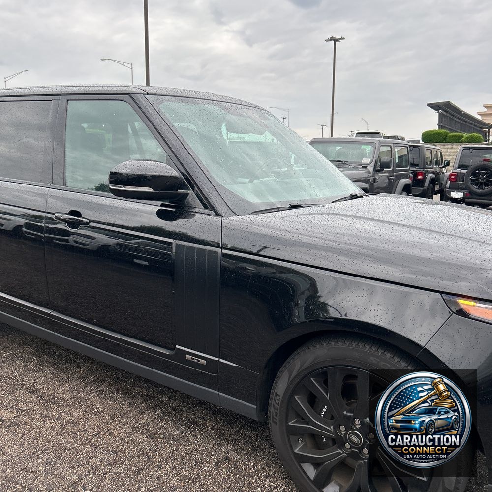2020 Land Rover Range Rover P525 HSE