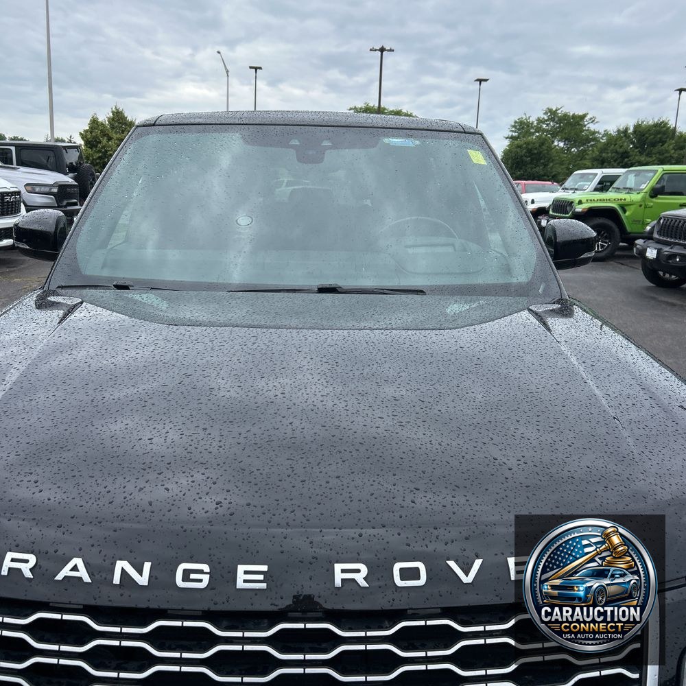 2020 Land Rover Range Rover P525 HSE