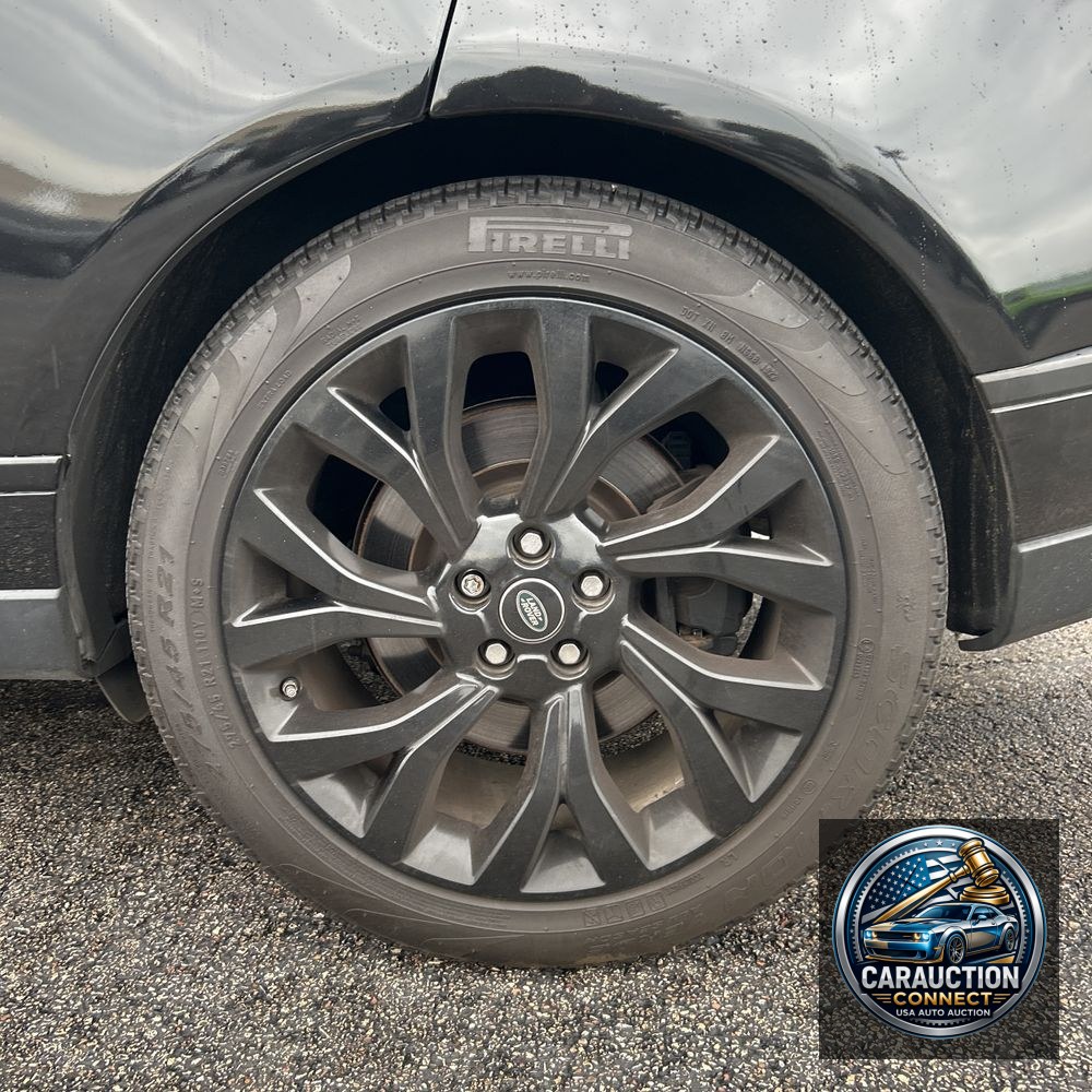 2020 Land Rover Range Rover P525 HSE