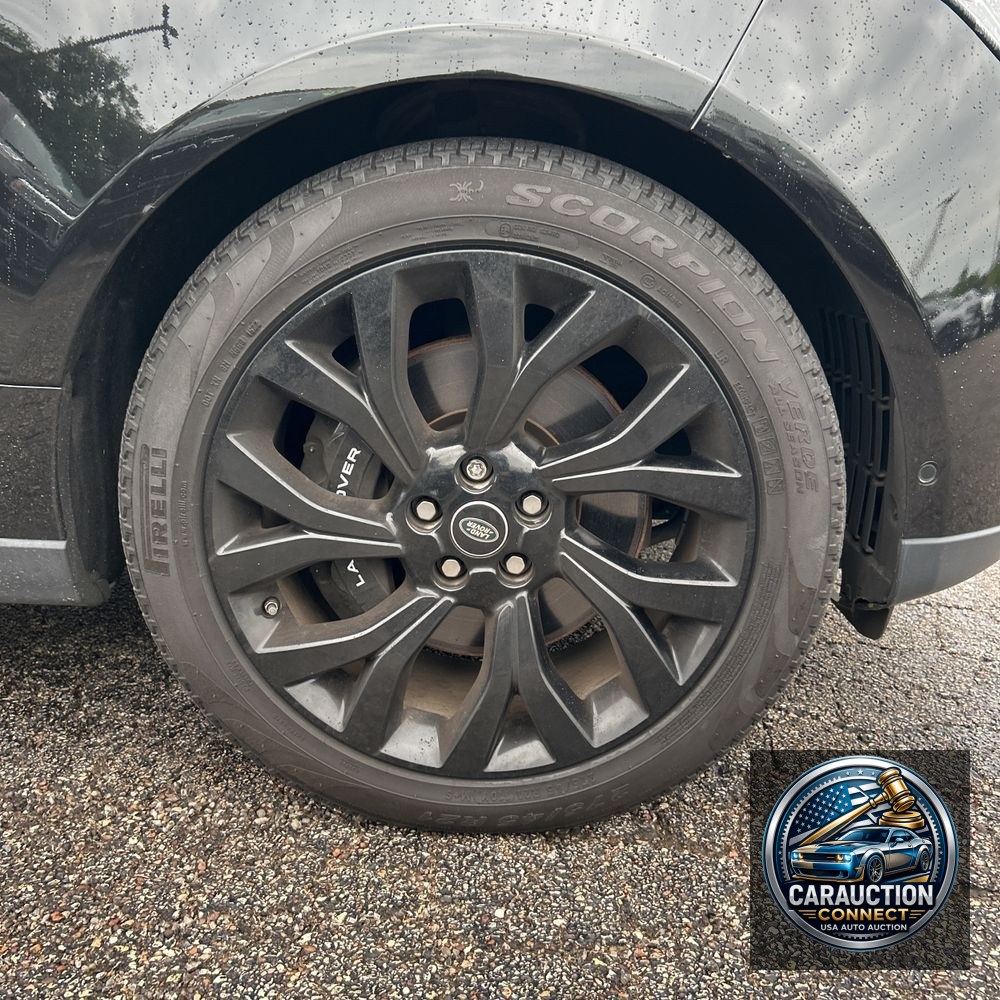 2020 Land Rover Range Rover P525 HSE
