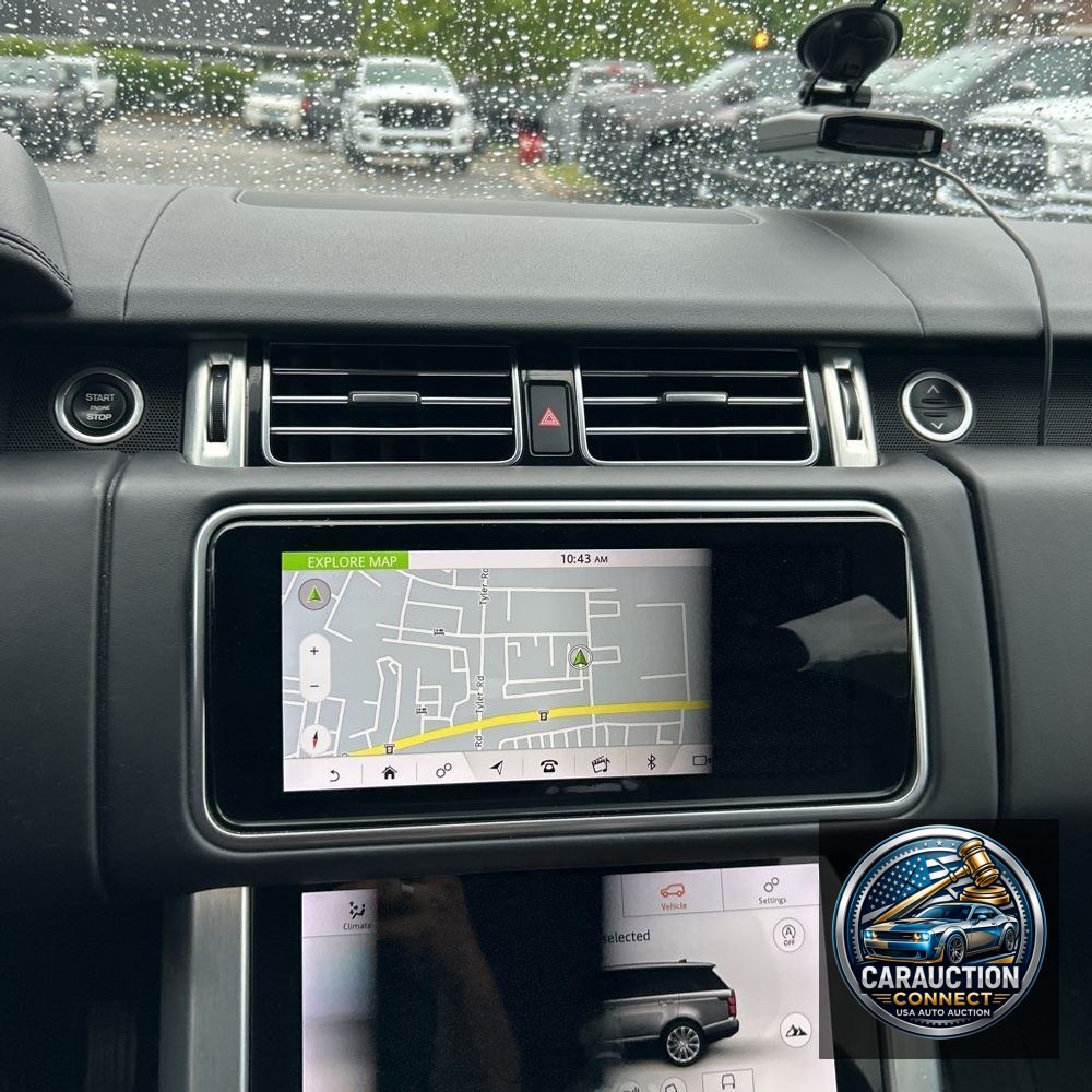 2020 Land Rover Range Rover P525 HSE