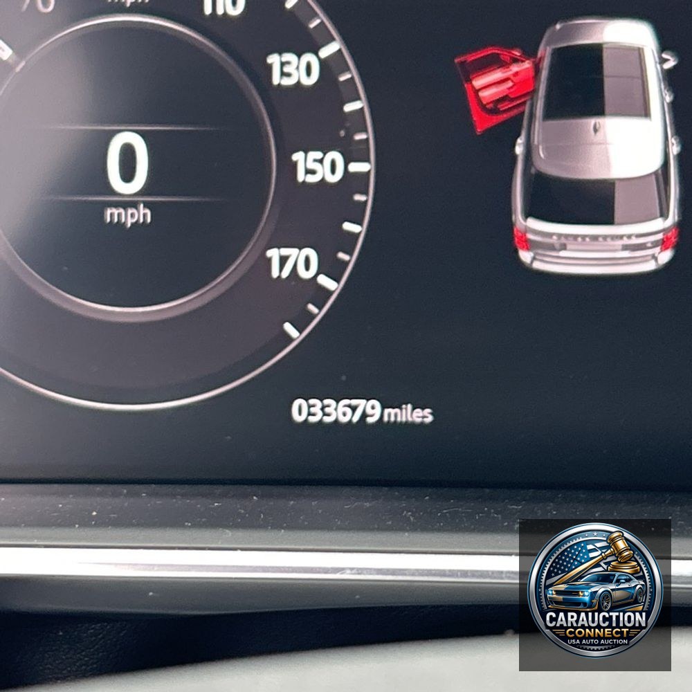 2020 Land Rover Range Rover P525 HSE