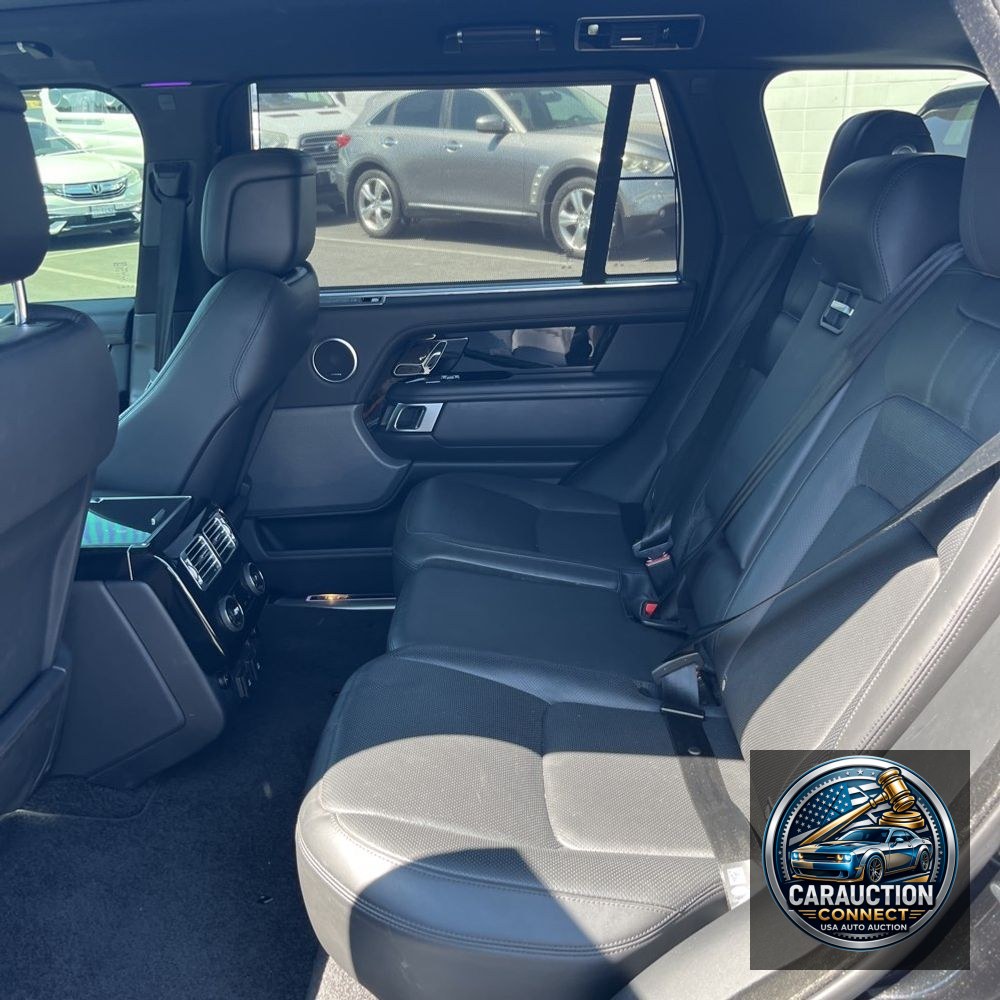 2021 Land Rover Range Rover P525 HSE Westminster Edition
