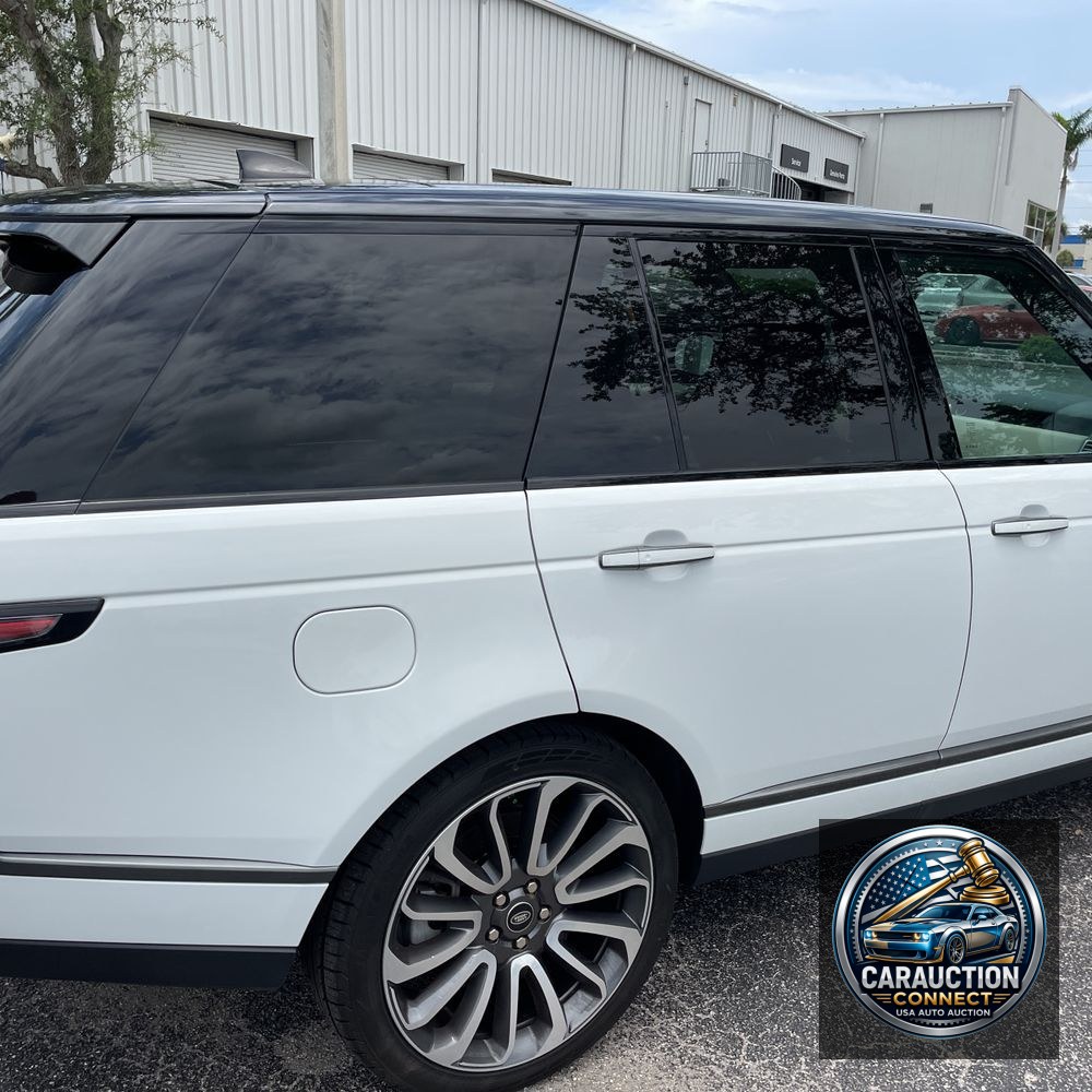 2021 Land Rover Range Rover P525 Autobiography