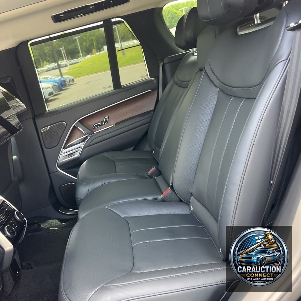 2023 Land Rover Range Rover P530 Autobiography