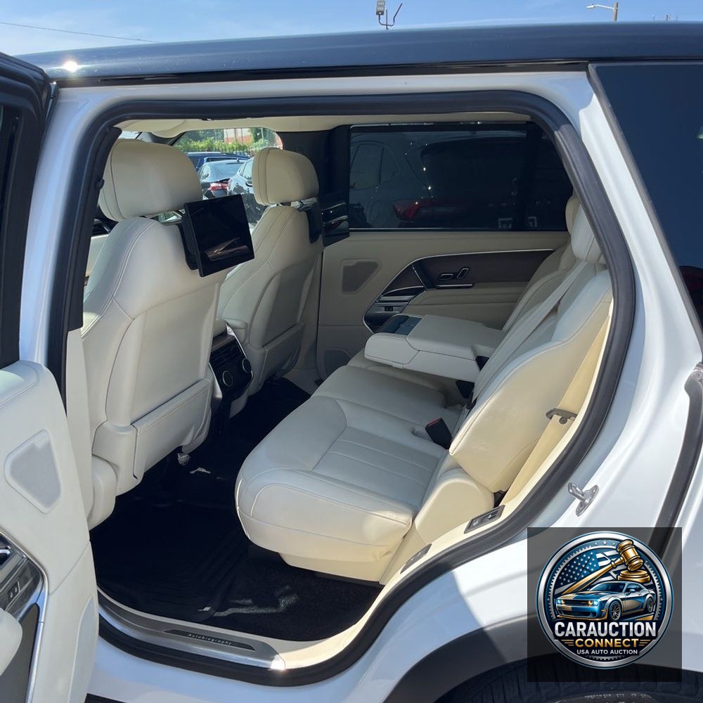2023 Land Rover Range Rover P530 Autobiography LWB