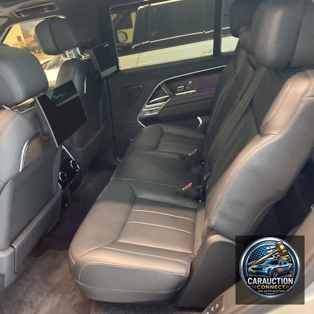 2024 Land Rover Range Rover Autobiography P530