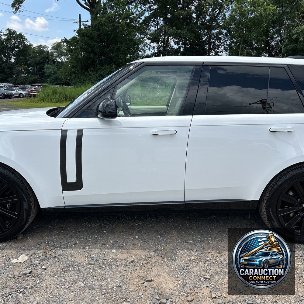 2023 Land Rover Range Rover P530 SE