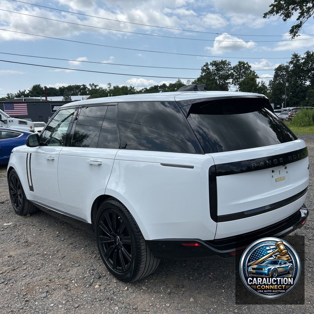 2023 Land Rover Range Rover P530 SE