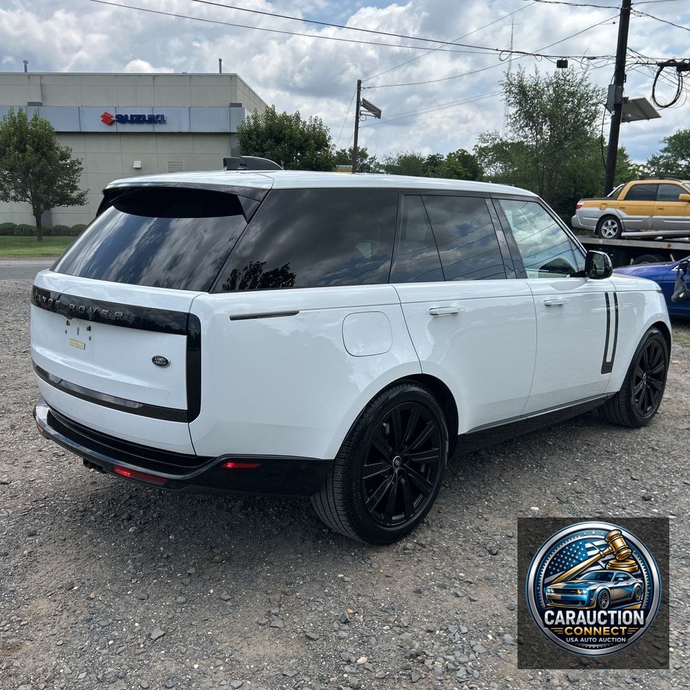 2023 Land Rover Range Rover P530 SE