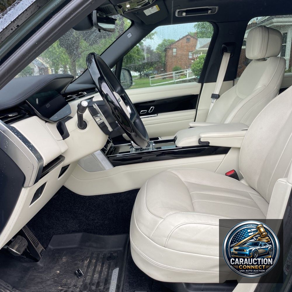 2023 Land Rover Range Rover P530 SE