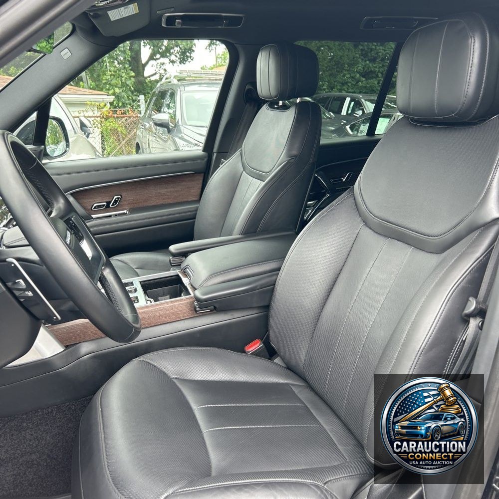 2023 Land Rover Range Rover P530 SE