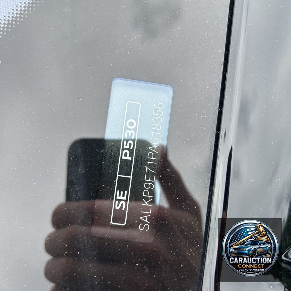 2023 Land Rover Range Rover P530 SE
