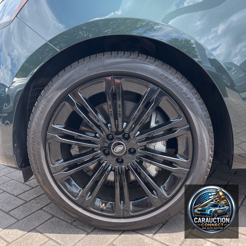 2023 Land Rover Range Rover P530 SE
