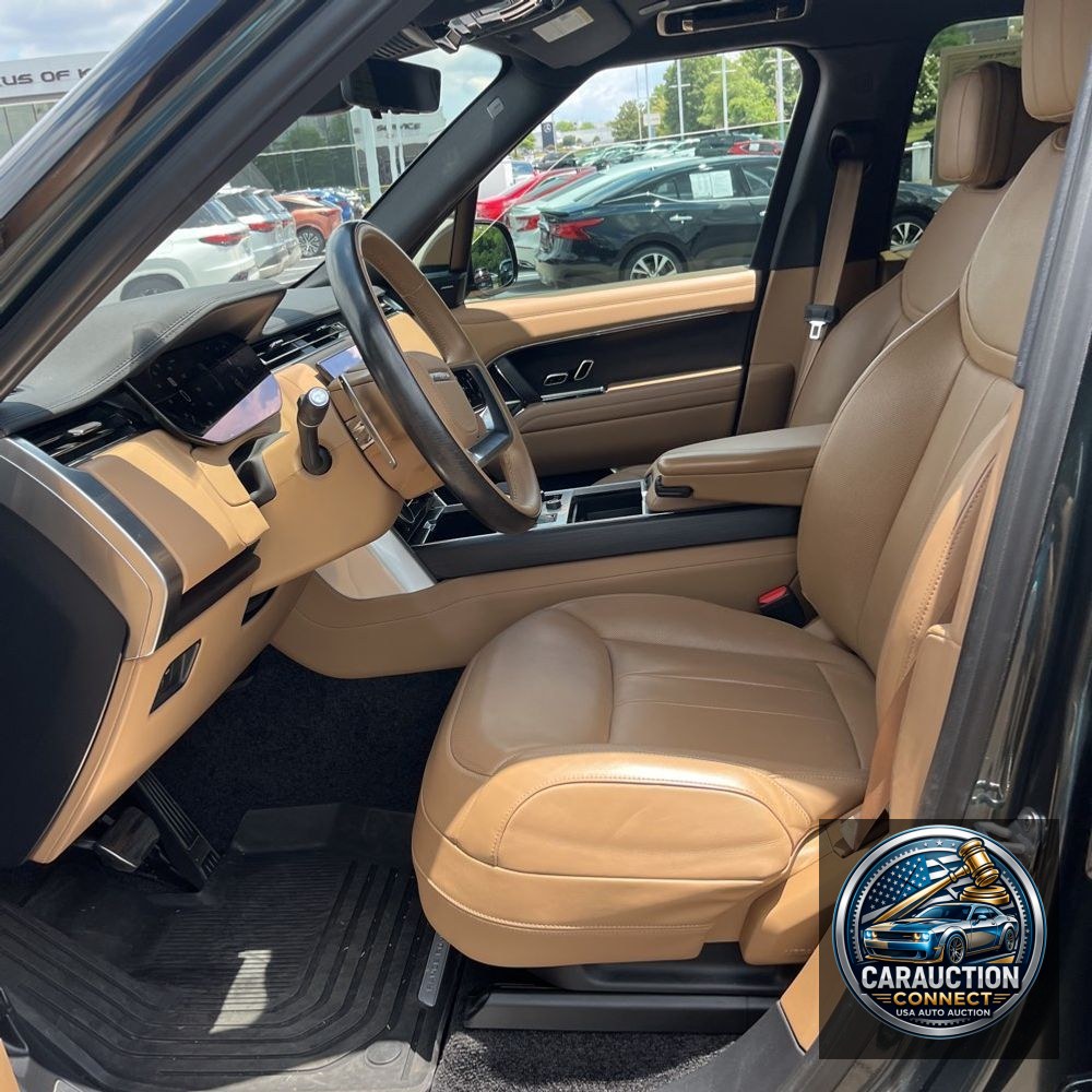 2023 Land Rover Range Rover P530 SE