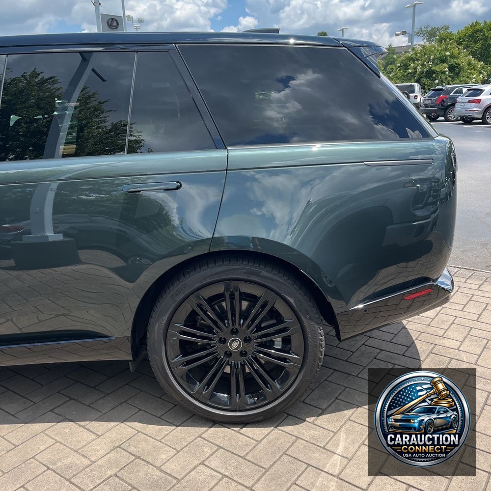 2023 Land Rover Range Rover P530 SE