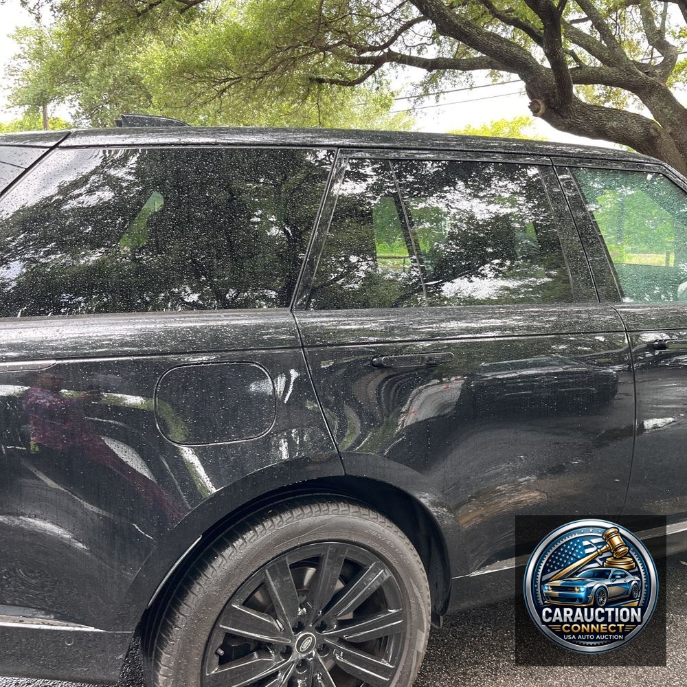 2023 Land Rover Range Rover P530 SE