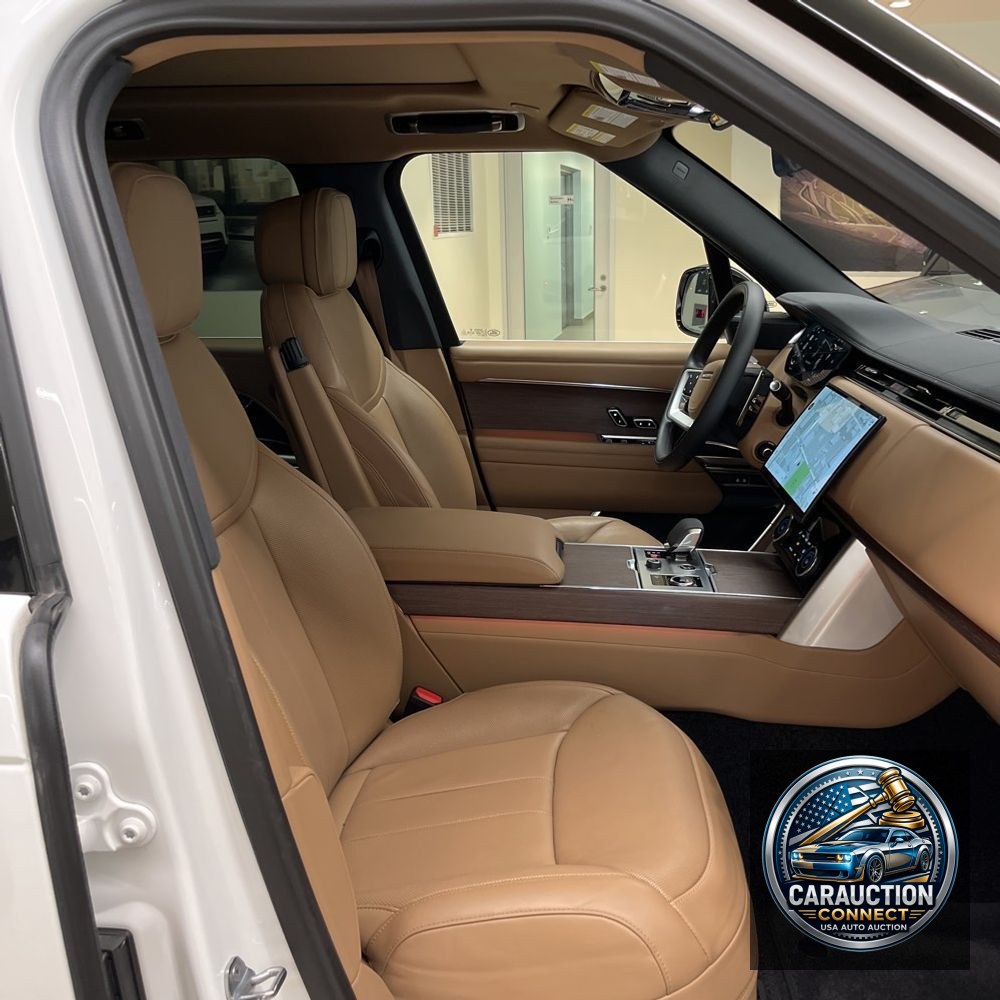 2023 Land Rover Range Rover P530 SE