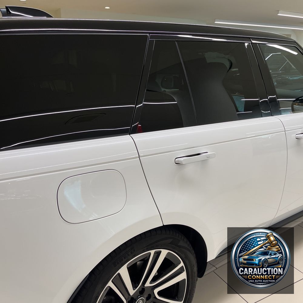 2023 Land Rover Range Rover P530 SE