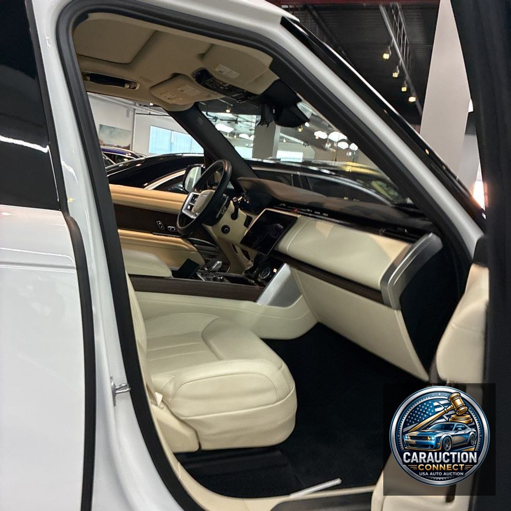 2023 Land Rover Range Rover P530 SE