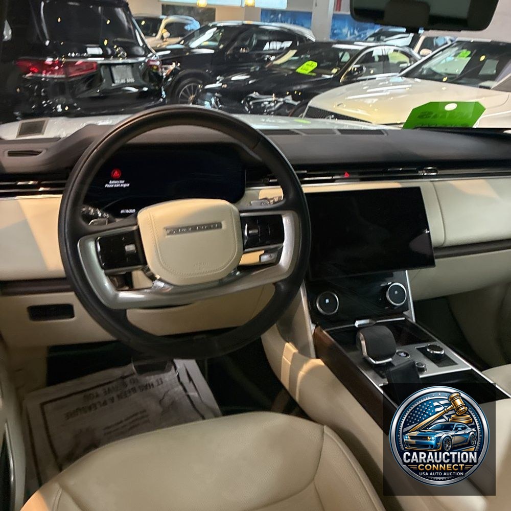 2023 Land Rover Range Rover P530 SE