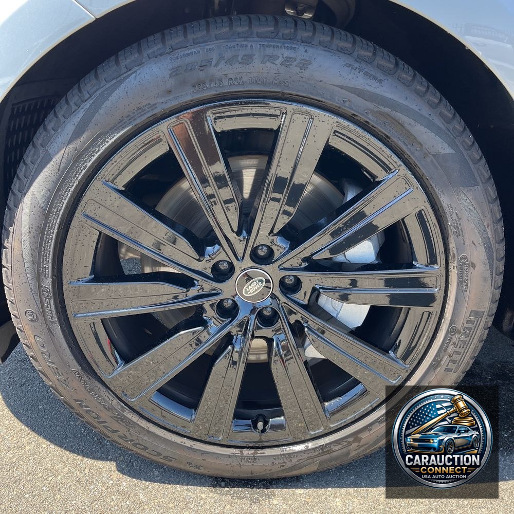 2023 Land Rover Range Rover SE