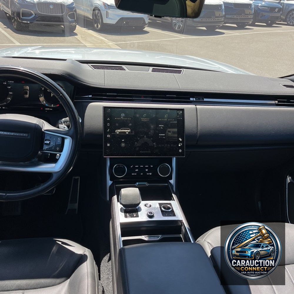 2023 Land Rover Range Rover SE