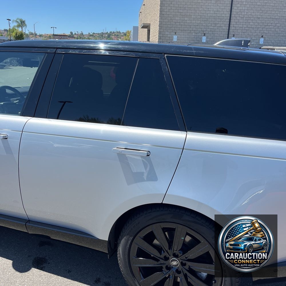 2023 Land Rover Range Rover SE