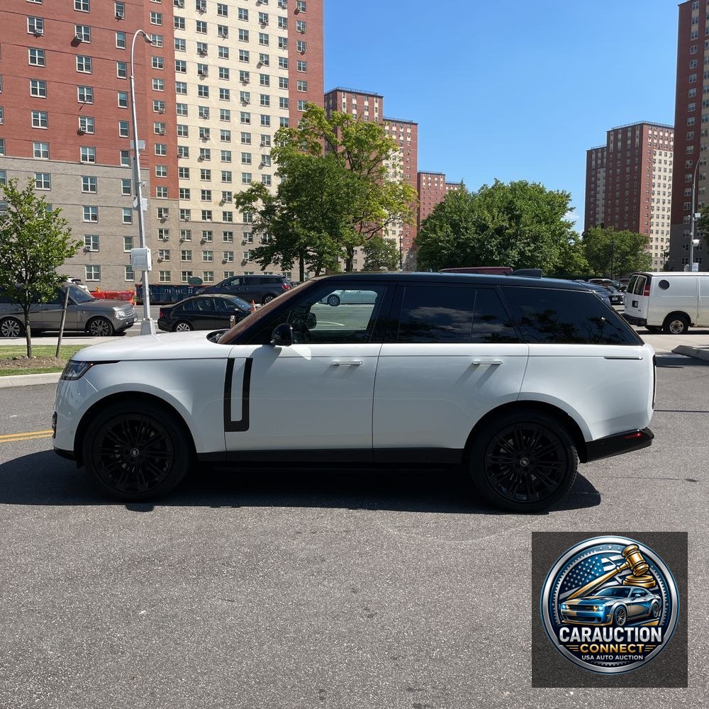 2023 Land Rover Range Rover P530 SE
