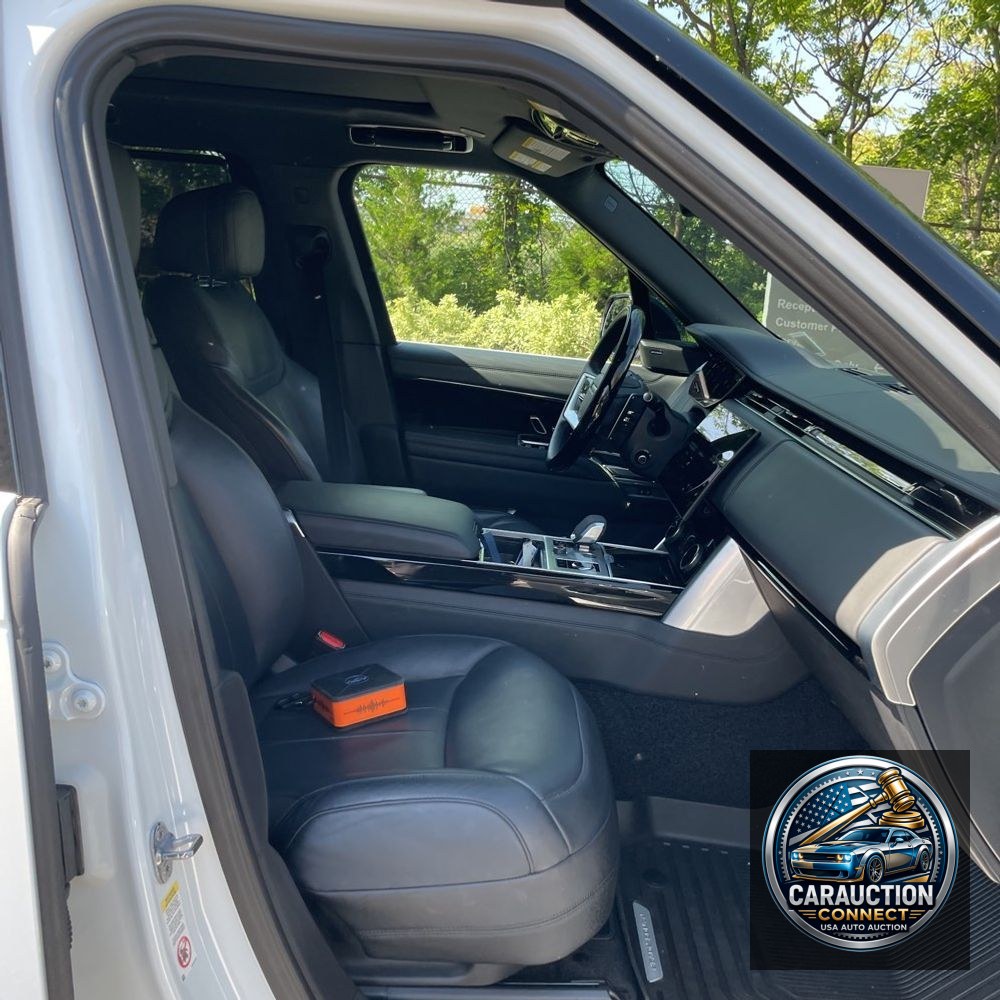 2023 Land Rover Range Rover P530 SE