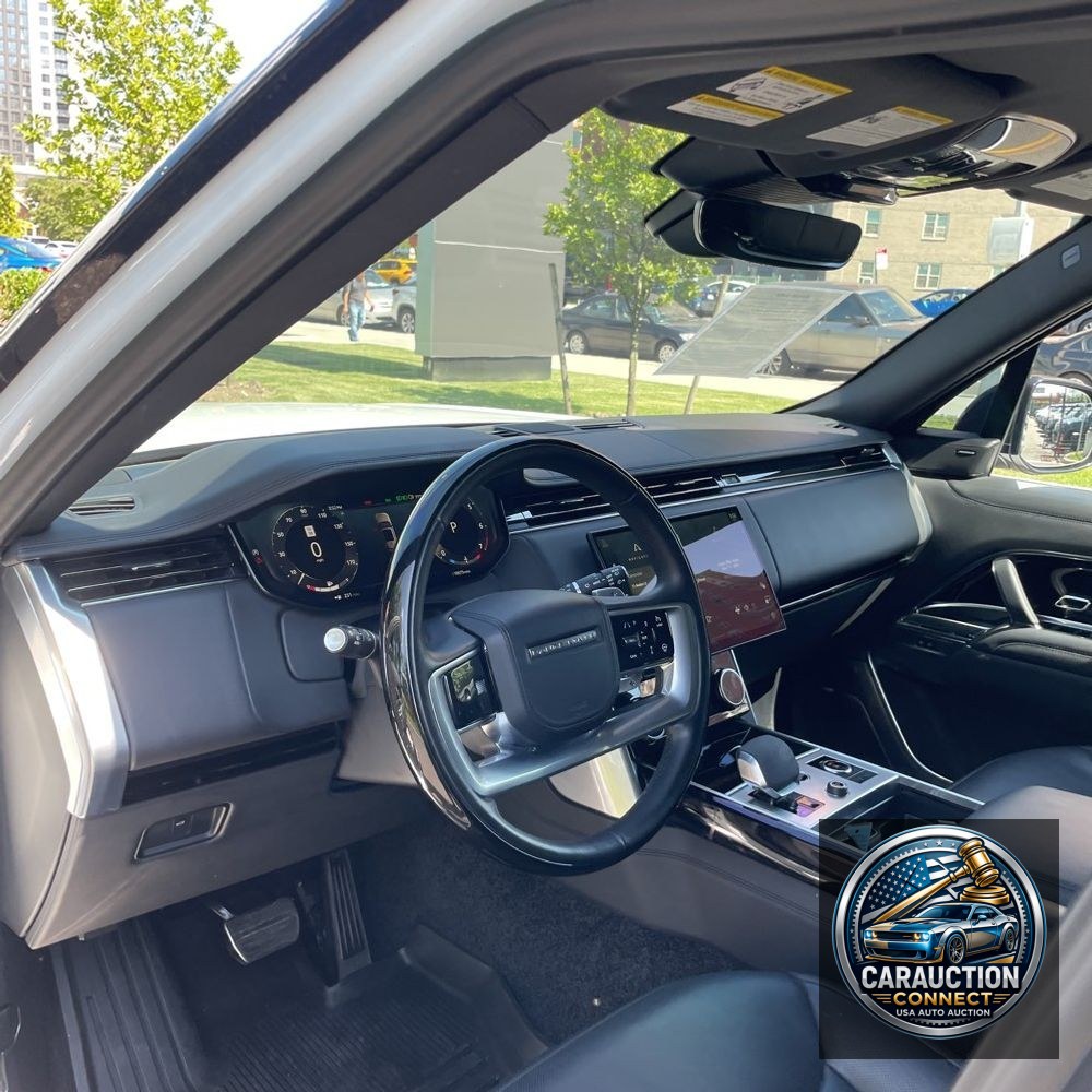2023 Land Rover Range Rover P530 SE