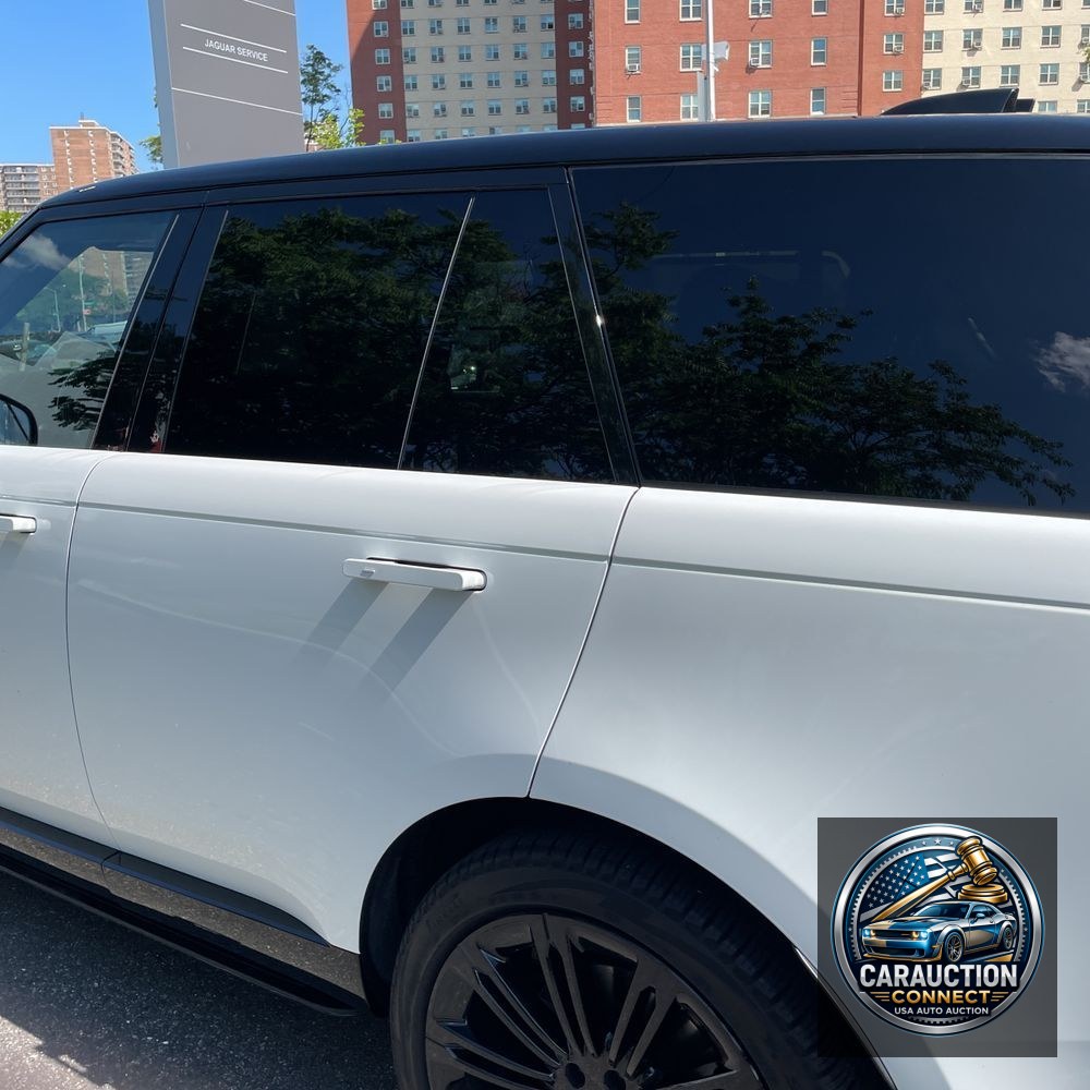 2023 Land Rover Range Rover P530 SE