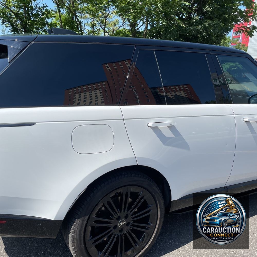 2023 Land Rover Range Rover P530 SE