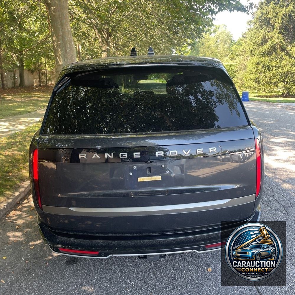2024 Land Rover Range Rover SE P530