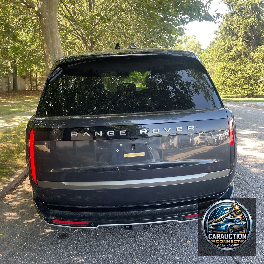 2024 Land Rover Range Rover SE P530