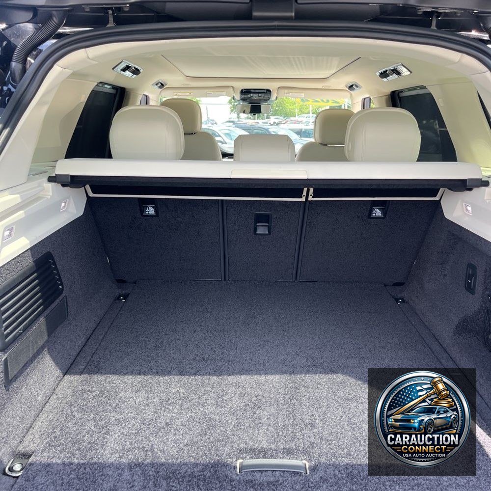 2024 Land Rover Range Rover P530 SE